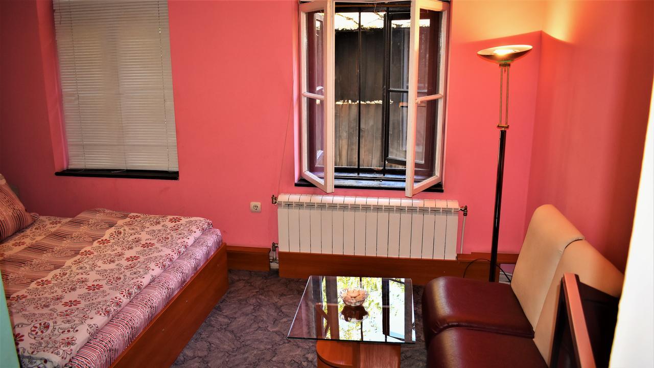 Hotel Bilyana Lovetj Eksteriør billede