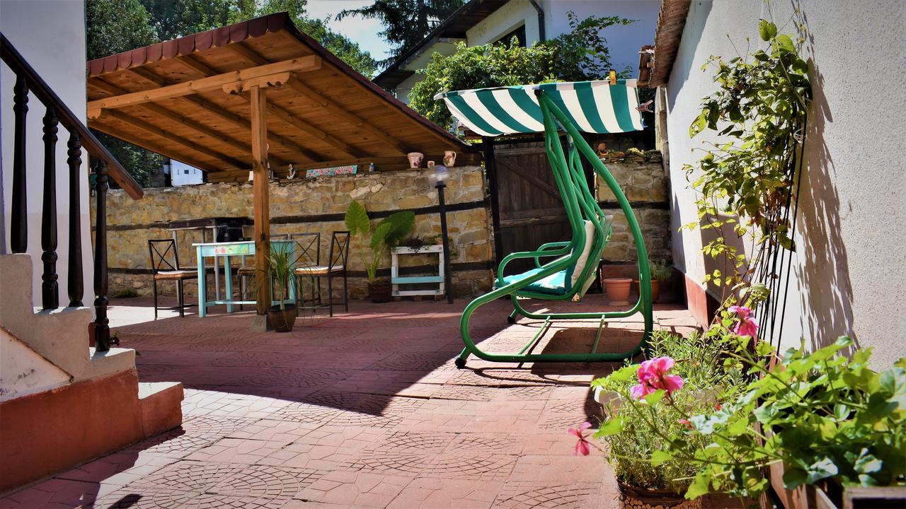 Hotel Bilyana Lovetj Eksteriør billede